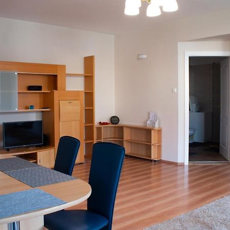 Titan Apartman Gyula Exterior photo