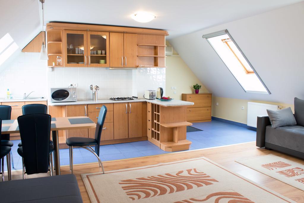 Titan Apartman Gyula Exterior photo